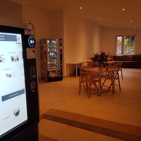 Hotelik Okecie 39 - Nocleg I Parking Blisko Lotnisko Okecie Warschau Buitenkant foto